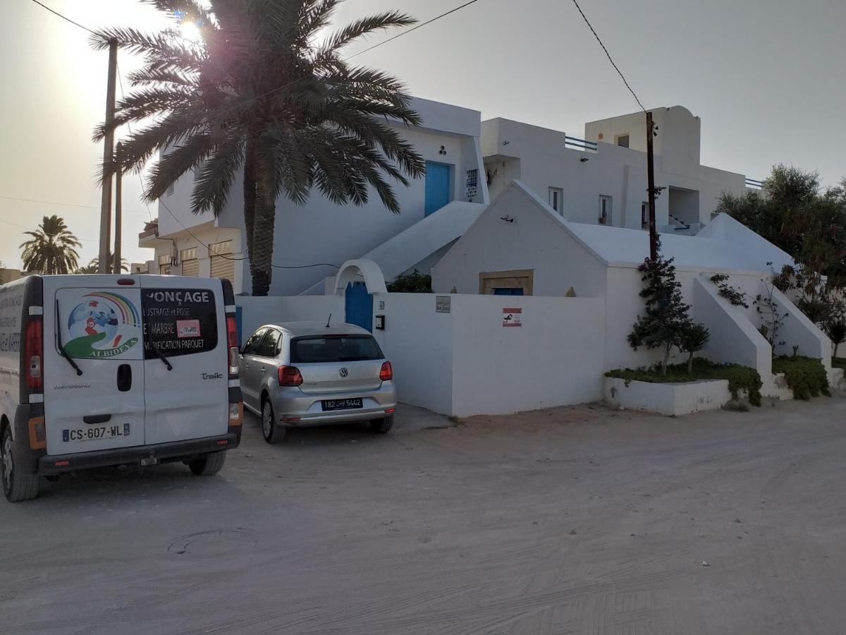 Апартаменты Dar Janis Djerba دار يانيس جربة Хумт-Сук Номер фото